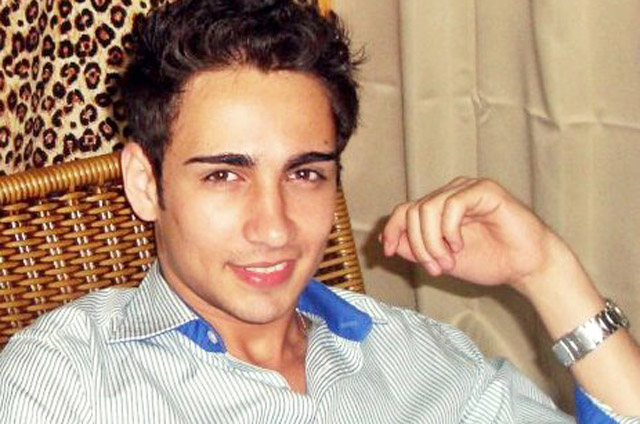 Rafael que cursa direito, estaria chantageando a menina oferecendo as fotos em troca de relações sexuais